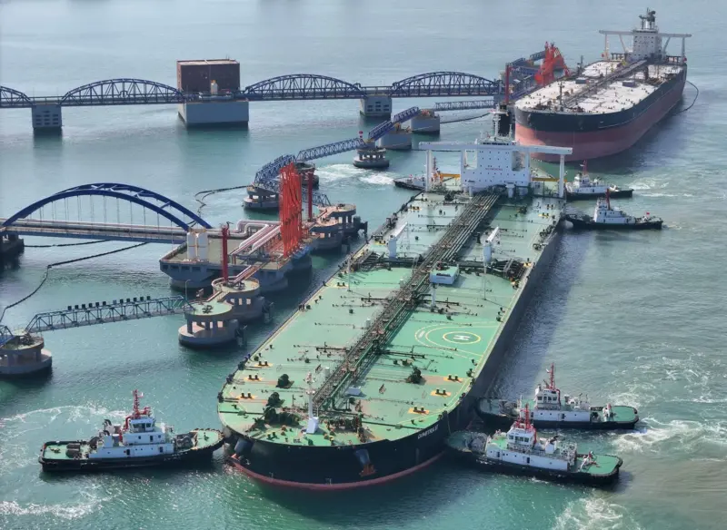 Os EUA sancionam mais seis navios após apreenderem petroleiro próximo à Venezuela