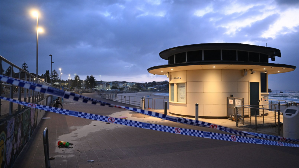 Homens armados em Bondi Beach que mataram 15 pessoas após atacar celebrações judaicas eram pai e filho, segundo a polícia